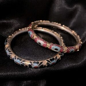 🟣2 Colorful Vintage Enamel Bangle Bracelets